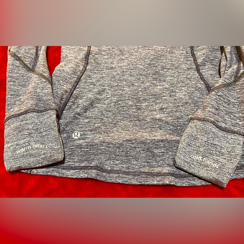 Lululemon SZ 6 quarter zip long sleeved shirt with thumb holes Awesome Condition - Picture 5 of 17